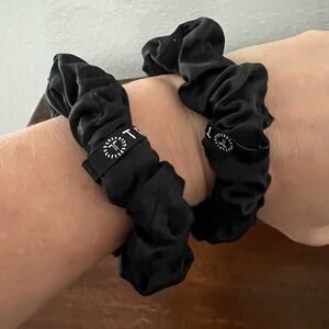 Teleties Large Black Silk Scrunchie